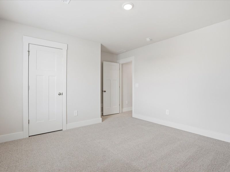 Spacious, unfurnished interior of a new home in Ashby Woods, Boiling Springs (Image 20). Spacious, unfurnished interior of a new home in Ashby Woods, Boiling Springs (Image 20).
