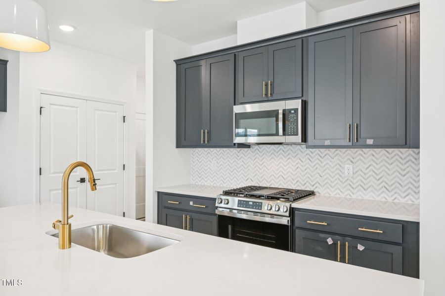 13-web-or-mls-Marvel Dr-S0808-013 13-web-or-mls-Marvel Dr-S0808-013