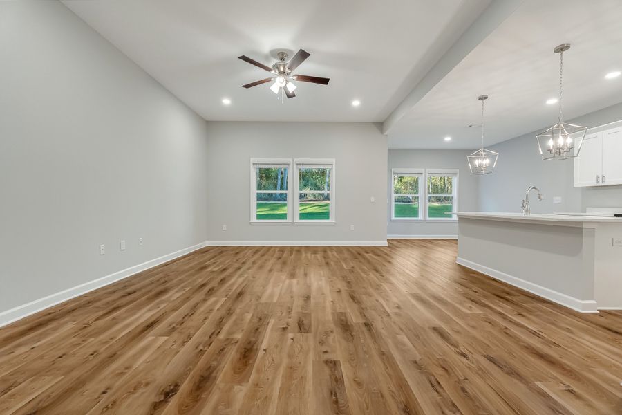 Spacious, unfurnished interior of a new home in Oak Hollow, Crestview (Image 31). Spacious, unfurnished interior of a new home in Oak Hollow, Crestview (Image 31).
