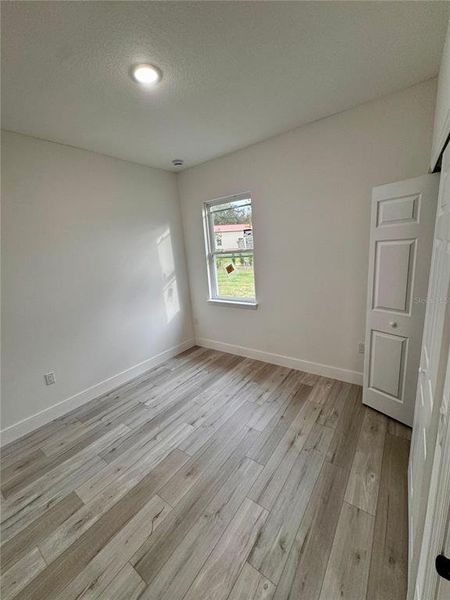 Spacious, unfurnished interior of a new home in , Dunnellon (Image 42).