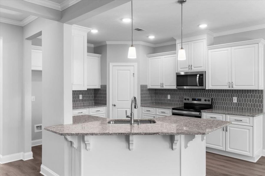 Kitchen | 5065 Anna Creek Way, The Kingsland II Plan by Ivey Homes Kitchen | 5065 Anna Creek Way, The Kingsland II Plan by Ivey Homes