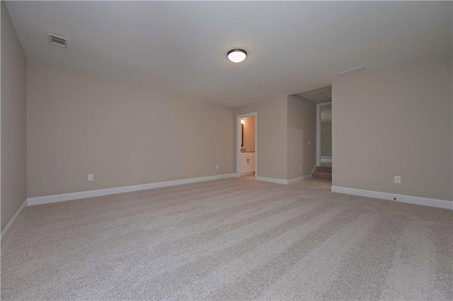 Spacious, unfurnished interior of a new home in , Douglasville (Image 46).
