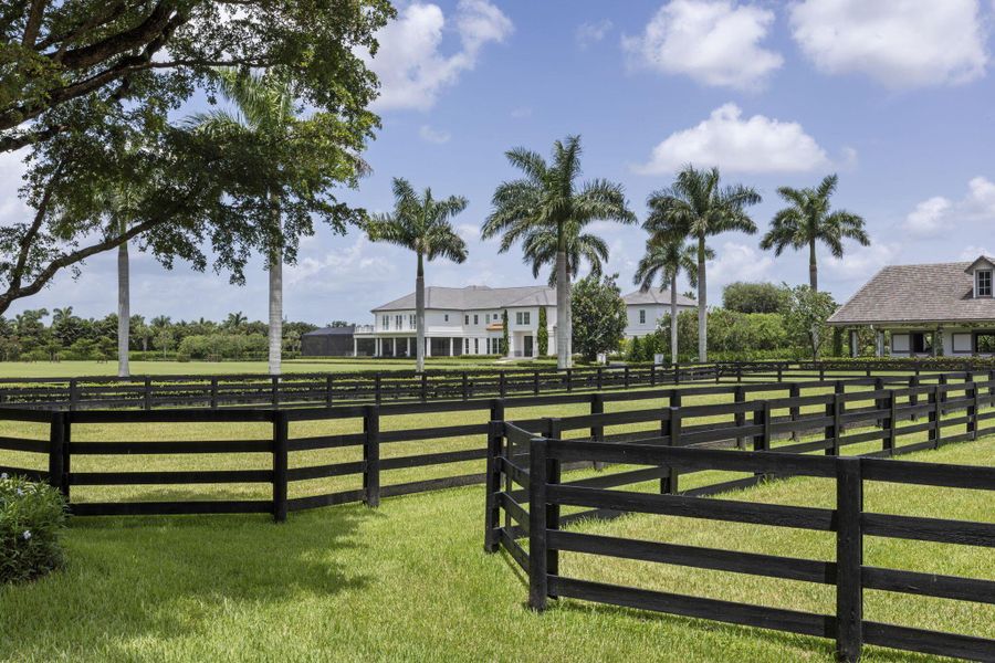 Community amenities in , Wellington (Image 92). Community amenities in , Wellington (Image 92).