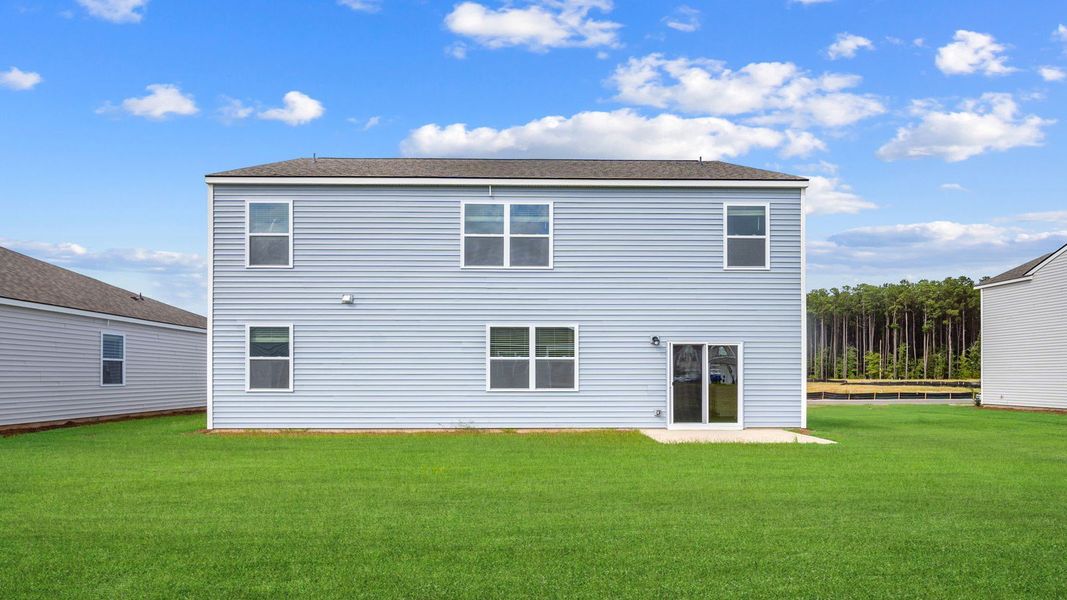 Exterior details and patio area of a home in Cypress Landing, Hardeeville (Image 2).