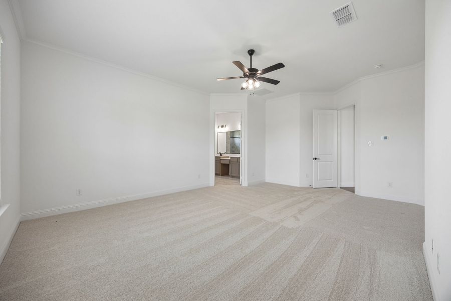 Spacious, unfurnished interior of a new home in Joshua Meadows, Joshua (Image 18).