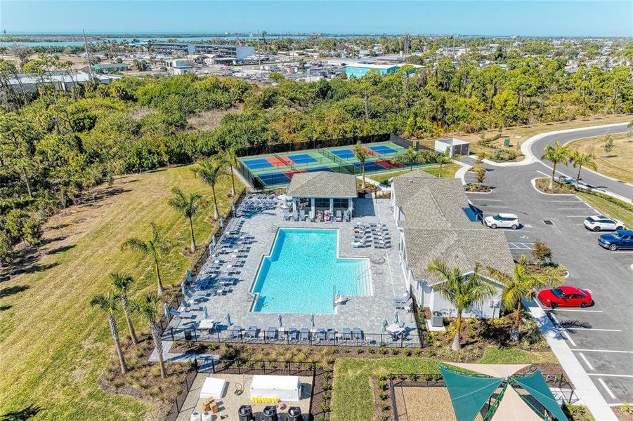 Community amenities in , Englewood (Image 48). Community amenities in , Englewood (Image 48).