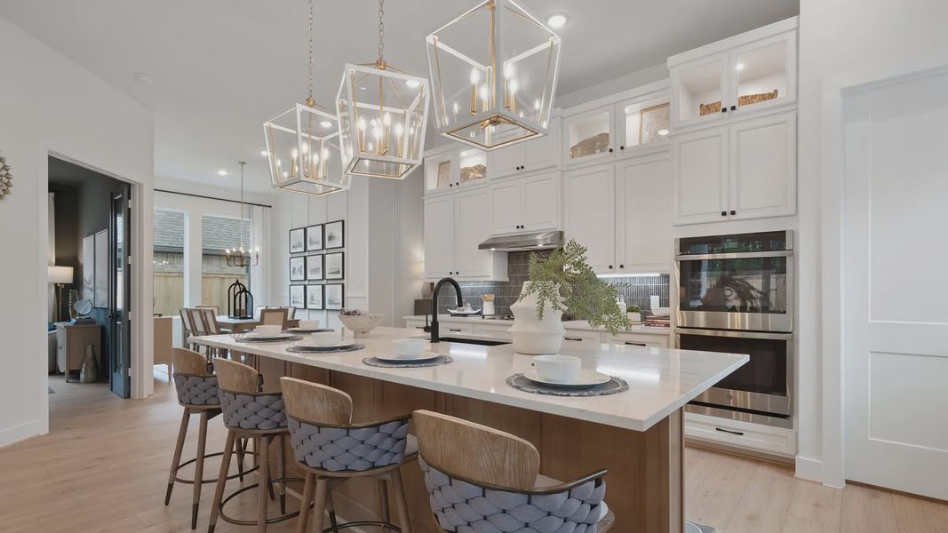 Representative furnished interior of a home built from the Hampton by Chesmar Homes in Wildrye 60', Waller (Image 17).