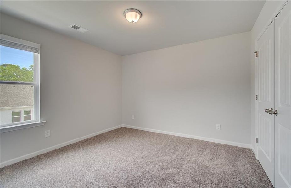 Spacious, unfurnished interior of a new home in Bowers Farm, McDonough (Image 20).