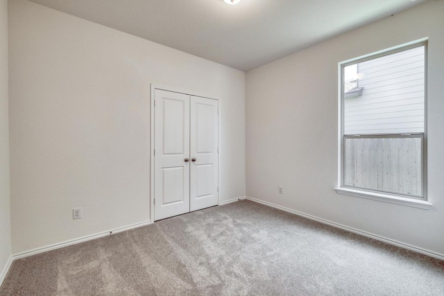 Spacious, unfurnished interior of a new home in Sonterra - Cool Water, Jarrell (Image 16).