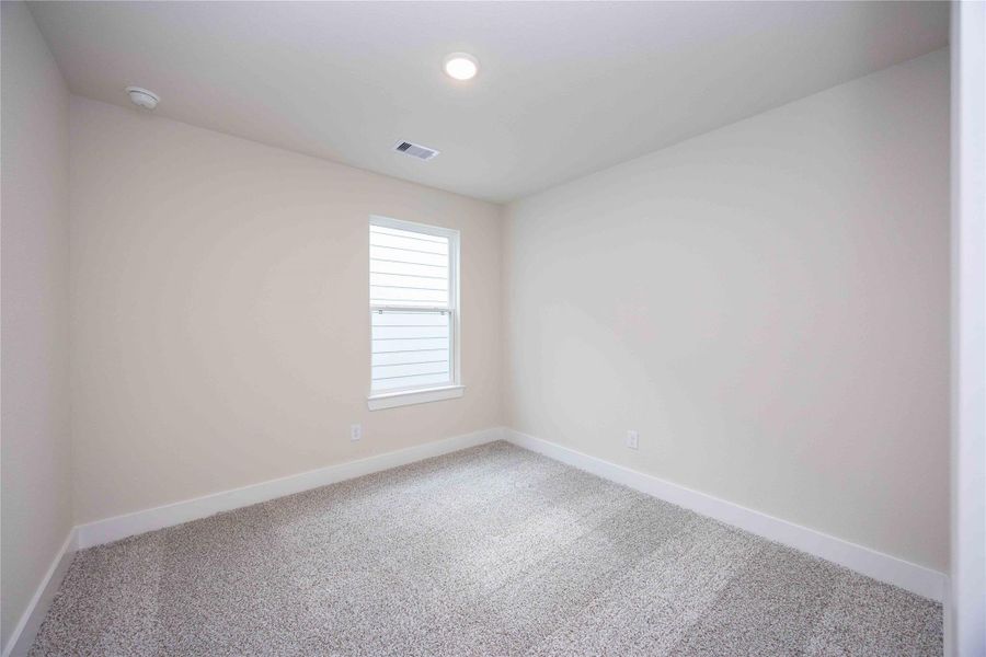Spacious, unfurnished interior of a new home in Alicante, Houston (Image 12). Spacious, unfurnished interior of a new home in Alicante, Houston (Image 12).