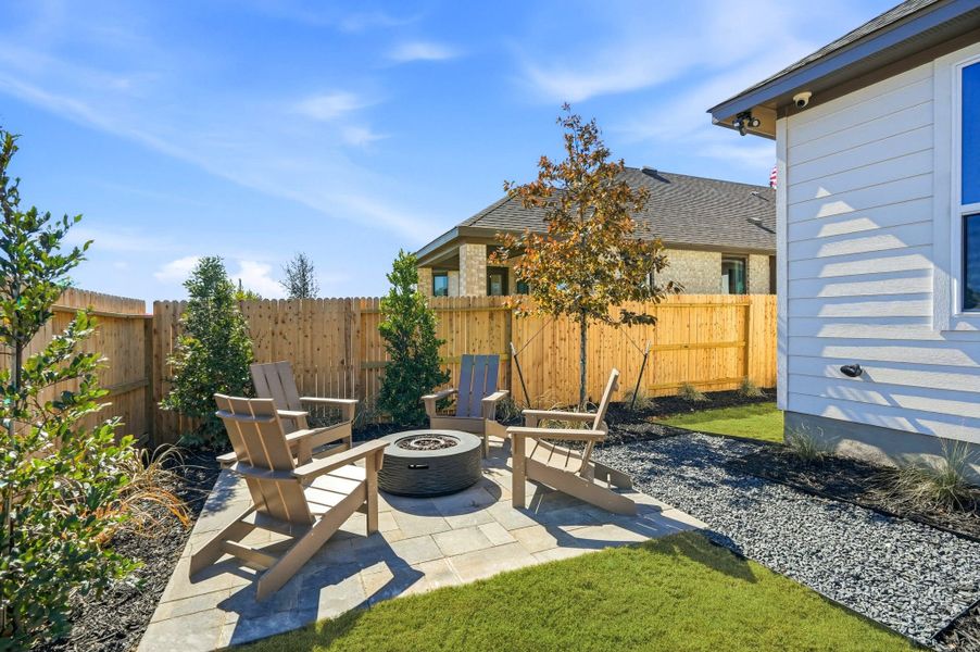 Exterior details and patio area of a home in Prominence, San Antonio (Image 34).