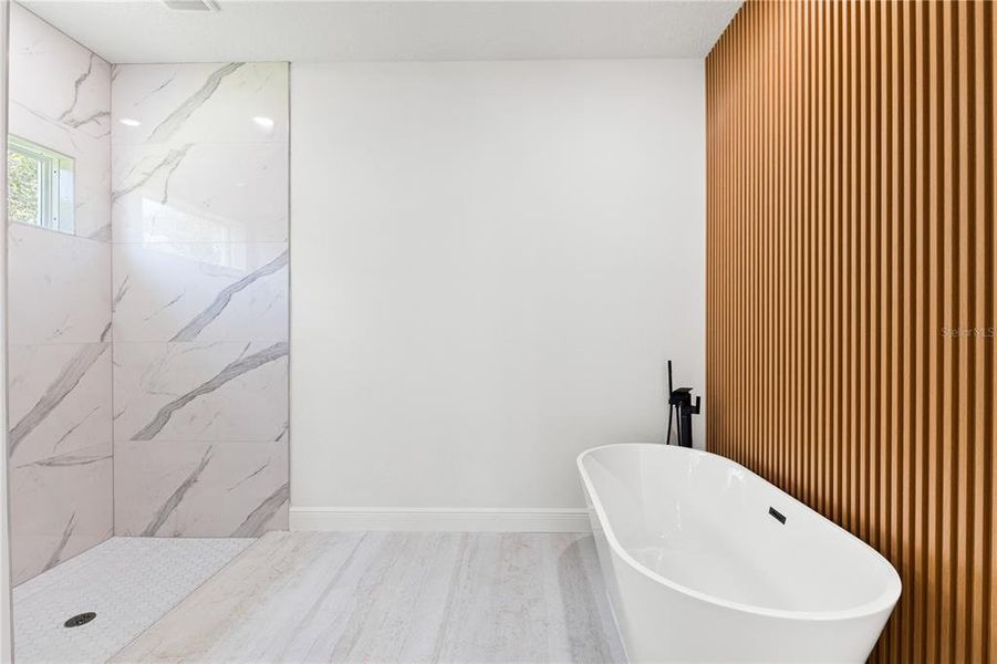 Furnished interior view inside a new home in , Ocala (Image 10).