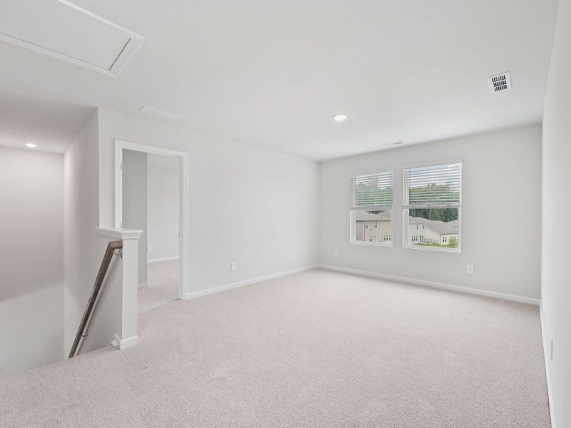 Spacious, unfurnished interior of a new home in Avalon Place - Signature Series, Durham (Image 13). Spacious, unfurnished interior of a new home in Avalon Place - Signature Series, Durham (Image 13).