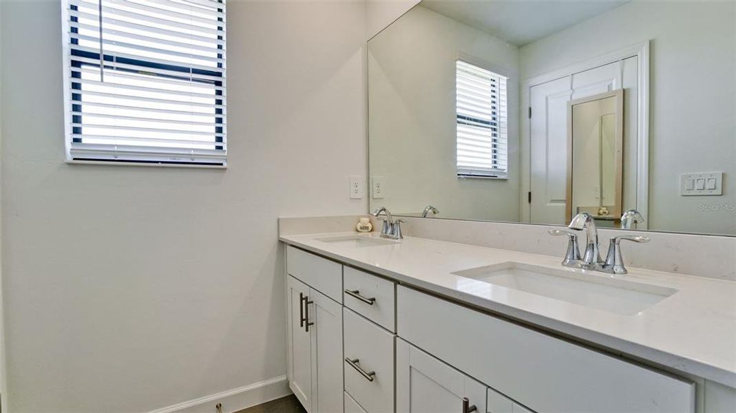 Image 53 of a home in .