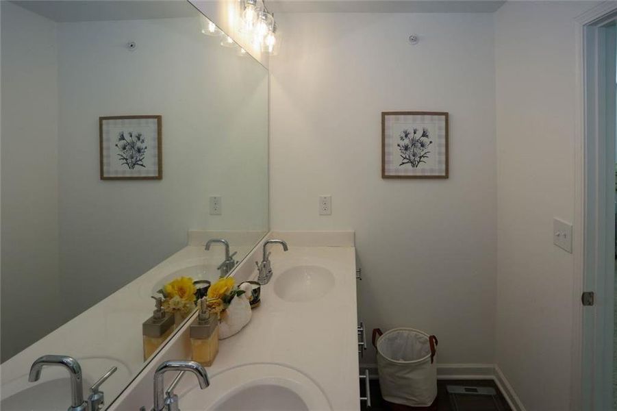 Close-up of interior finishes inside a home in Laurelwood, Douglasville (Image 21).