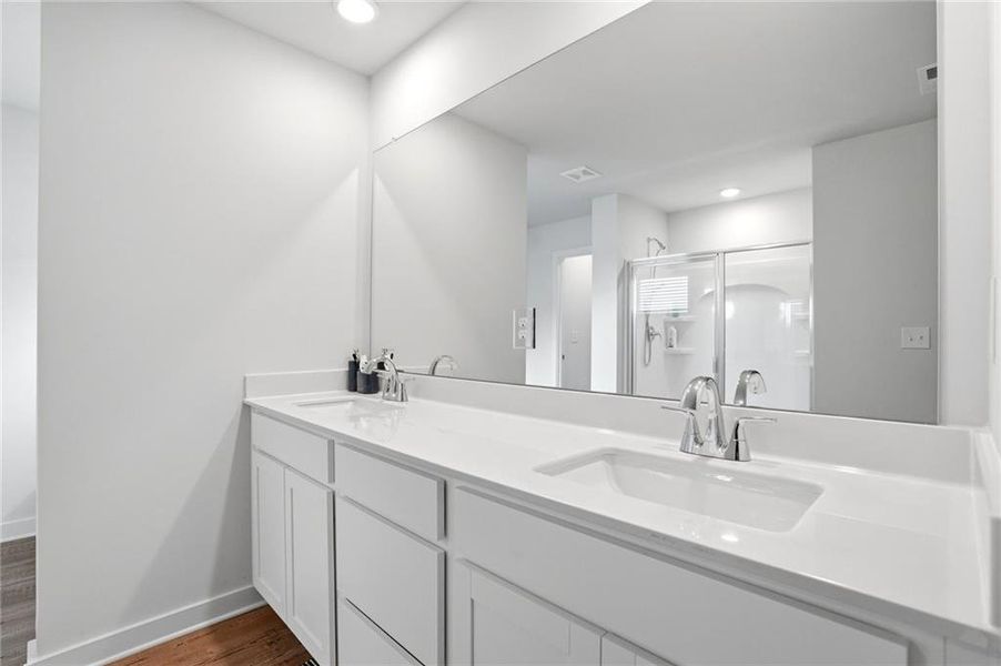 Furnished interior view inside a new home in Ellorie Estates, Dawsonville (Image 17).