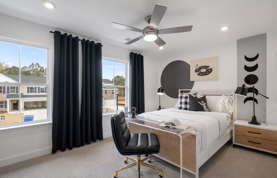 Furnished interior view inside a new home in Hawthorne Ridge, McDonough (Image 4).
