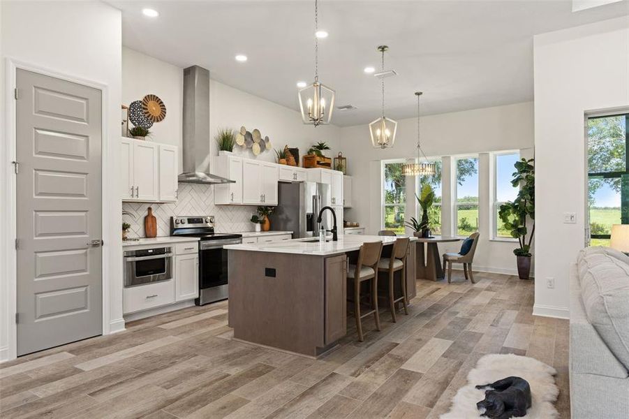 Furnished interior view inside a new home in , Lecanto (Image 9).
