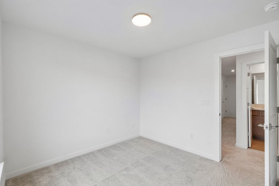Spacious, unfurnished interior of a new home in Parkside at Victory Ridge, Colorado Springs (Image 31).