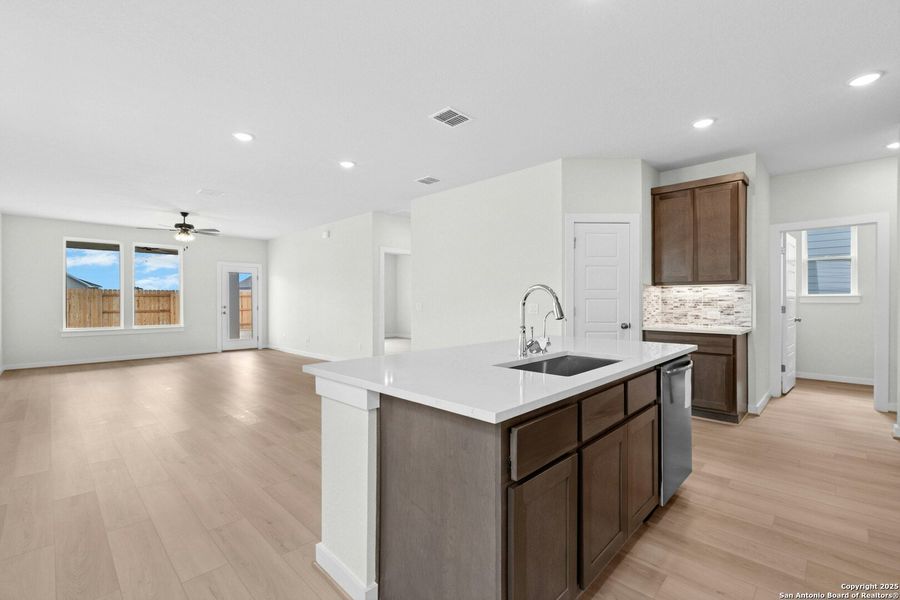 Furnished interior view inside a new home in Willowbrook, New Braunfels (Image 6).