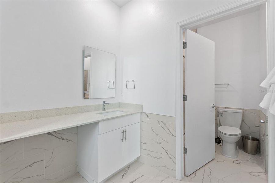 Furnished interior view inside a new home in , Davenport (Image 37).