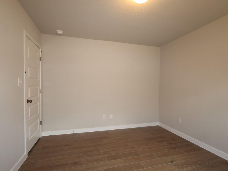 Spacious, unfurnished interior of a new home in Willow Springs, Buda (Image 4). Spacious, unfurnished interior of a new home in Willow Springs, Buda (Image 4).