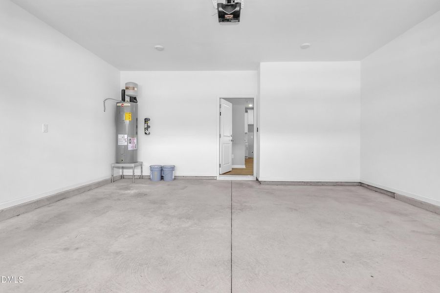 P_CST_RR_Somerset_INT_Garage_Elevation H P_CST_RR_Somerset_INT_Garage_Elevation H