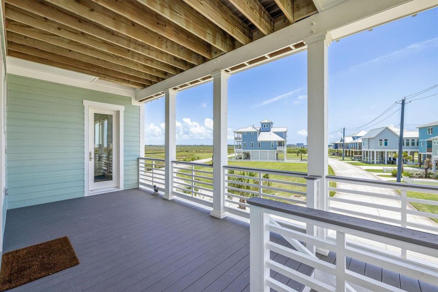 Exterior details and patio area of a home in , Galveston (Image 31).