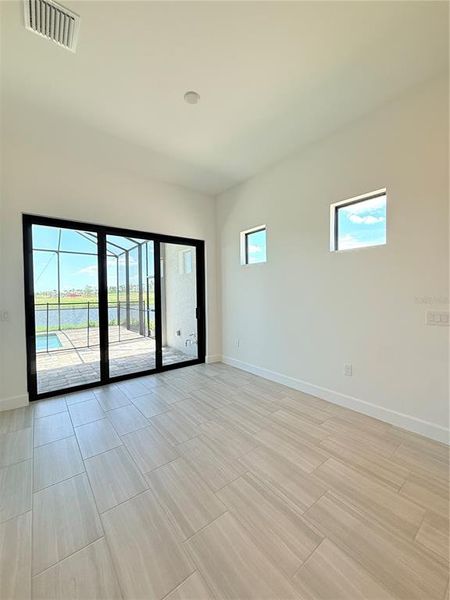 Spacious, unfurnished interior of a new home in , Lakewood Ranch (Image 27).