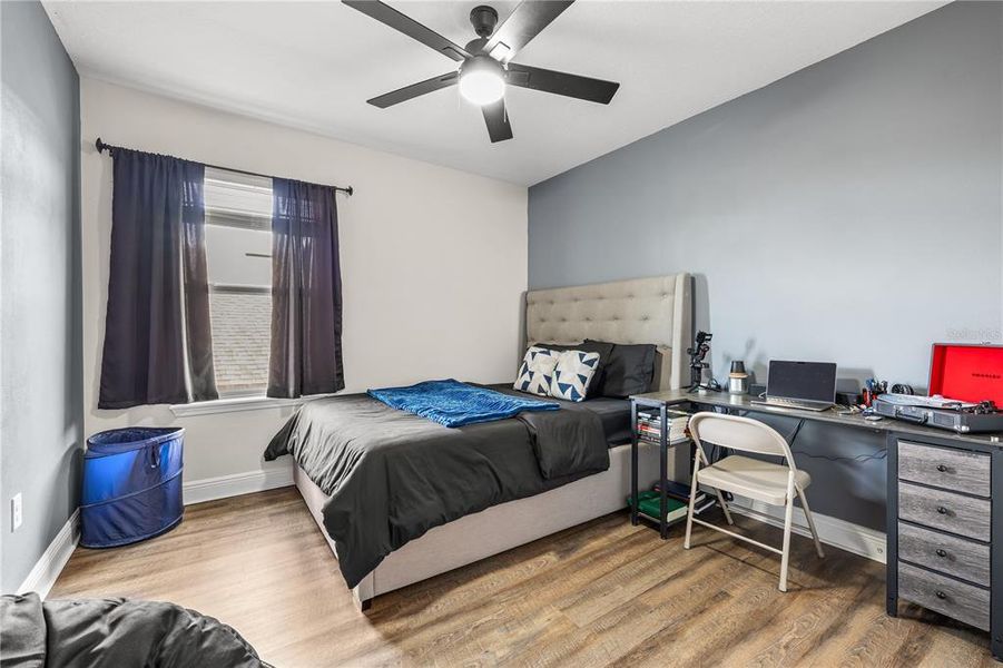 Furnished interior view inside a new home in , Winter Garden (Image 13).