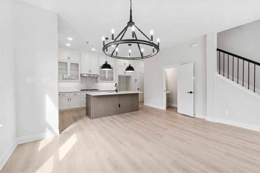 Spacious, unfurnished interior of a new home in Hillside at Las Colinas, Irving (Image 16). Spacious, unfurnished interior of a new home in Hillside at Las Colinas, Irving (Image 16).