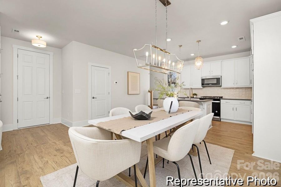 Furnished interior view inside a new home in Beaver Creek, Statesville (Image 9).