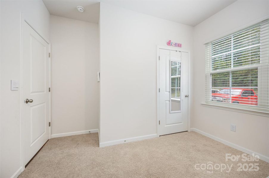 Spacious, unfurnished interior of a new home in , Lexington (Image 19).