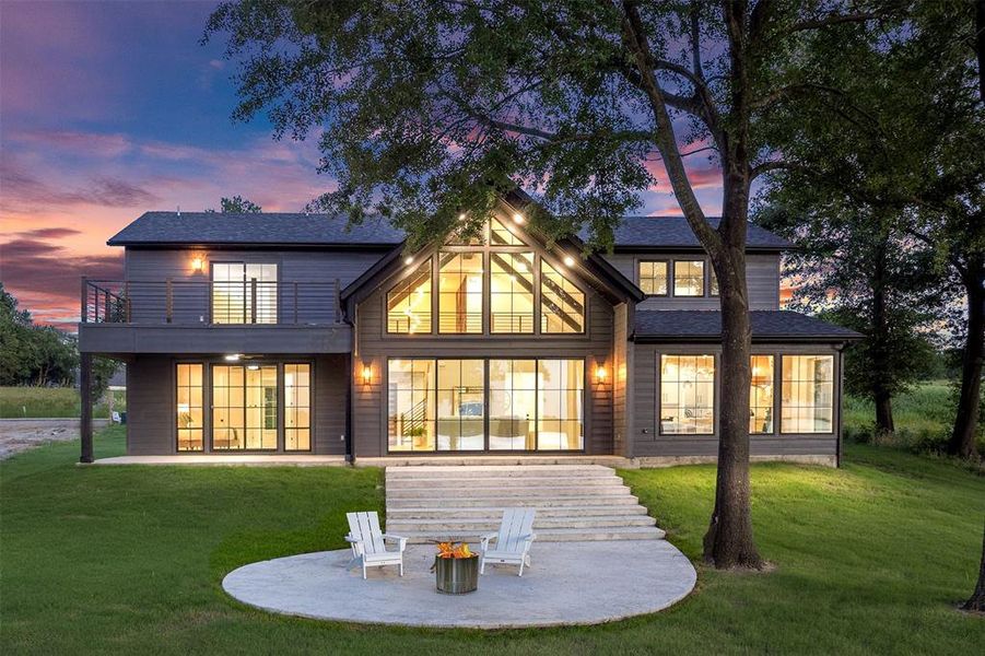 Exterior details and patio area of a home in , Kemp (Image 4). Exterior details and patio area of a home in , Kemp (Image 4).