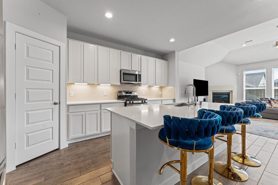 Furnished interior view inside a new home in Sunterra, Katy (Image 26). Furnished interior view inside a new home in Sunterra, Katy (Image 26).