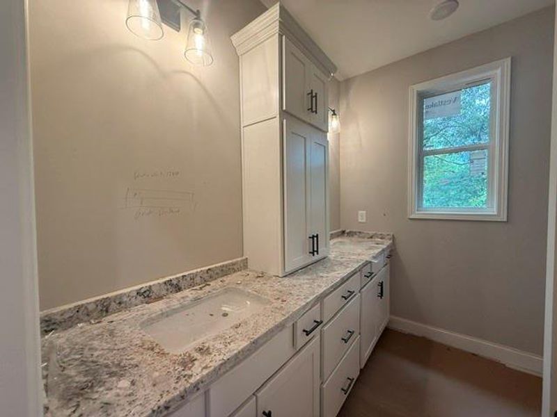 Image 20 of a home in .