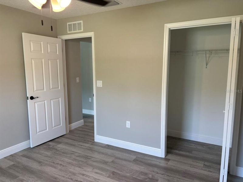 Spacious, unfurnished interior of a new home in , Dunnellon (Image 18).