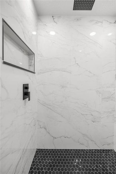 Close-up of interior finishes inside a home in , Belleview (Image 10).