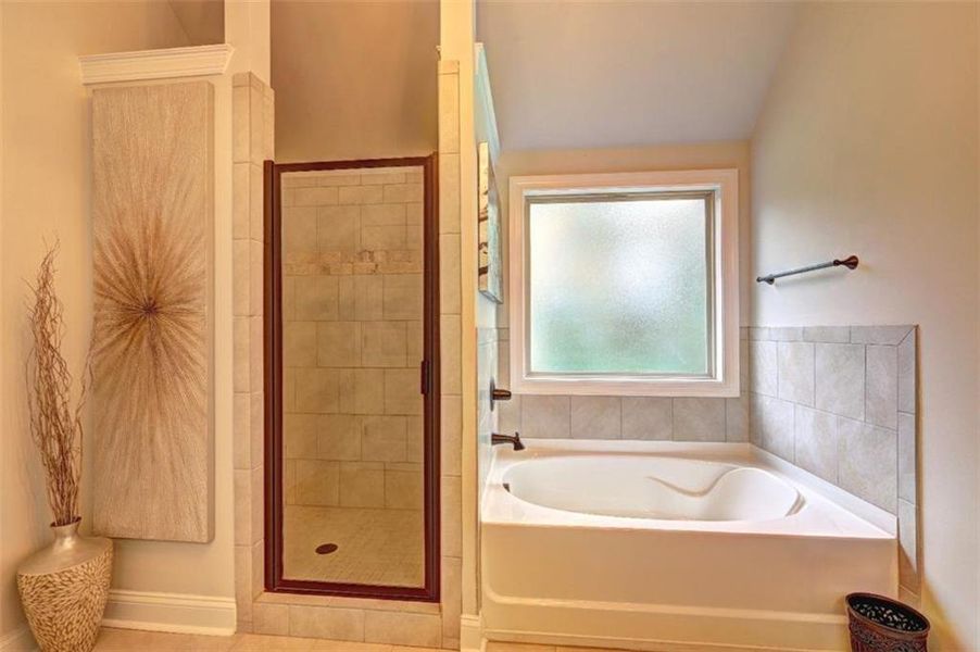 Image 11 of a home in Nine Oaks. Image 11 of a home in Nine Oaks.