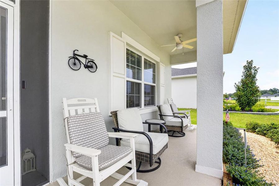 Exterior details and patio area of a home in , Ocala (Image 28).