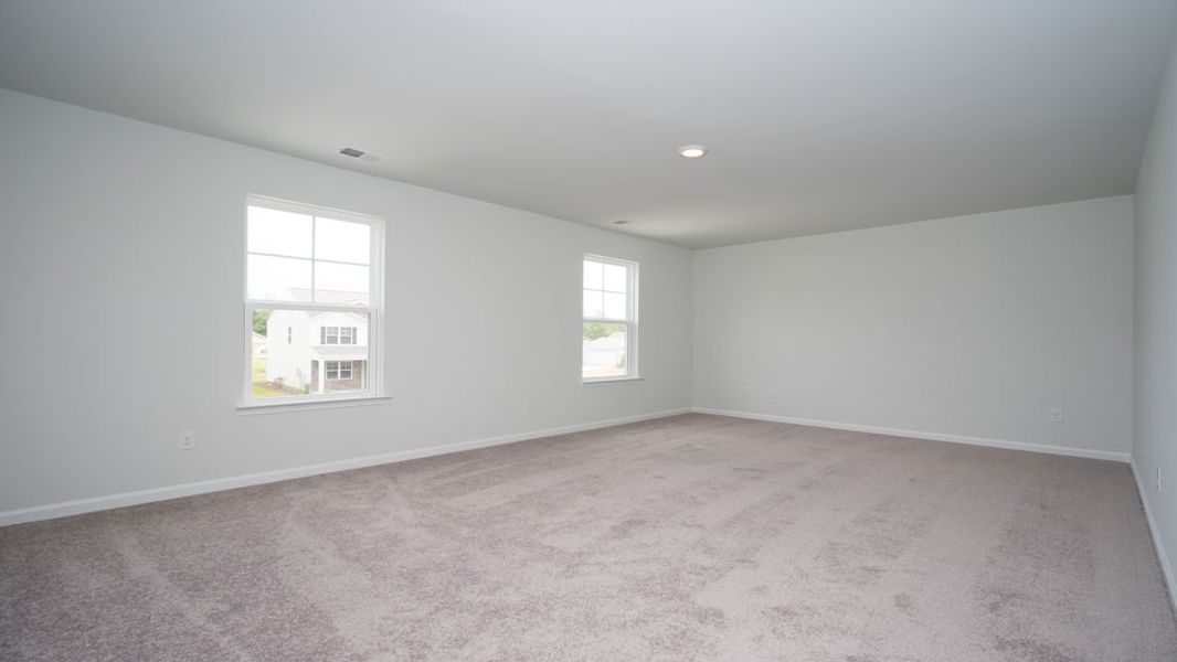 Representative unfurnished interior of a home built from the GALEN by D.R. Horton in Ridgefield, Conway (Image 27).