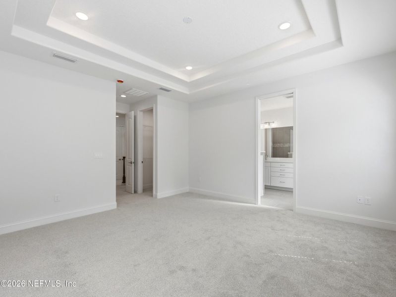 Spacious, unfurnished interior of a new home in Silver Landing At Silverleaf, St. Augustine (Image 55).