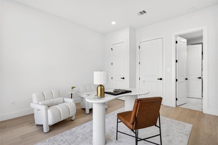 Furnished interior view inside a new home in , Dallas (Image 14).