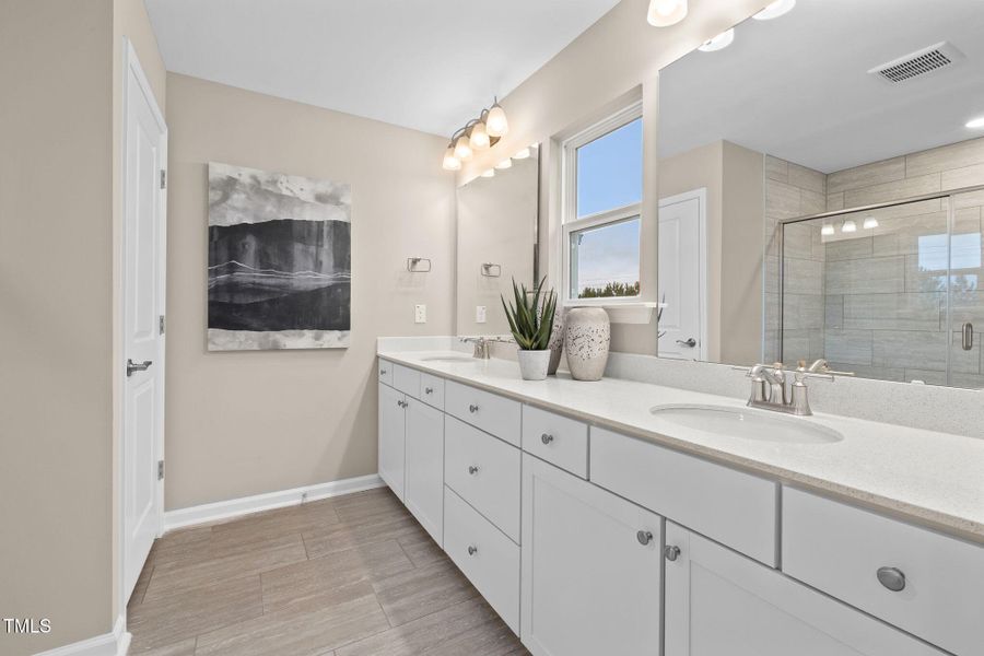 18-web-or-mls-DX3A6342