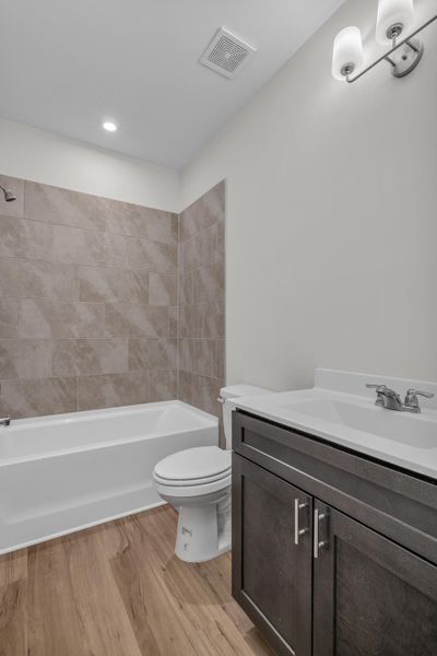 Furnished interior view inside a new home in Social Circle, Chattanooga (Image 5).