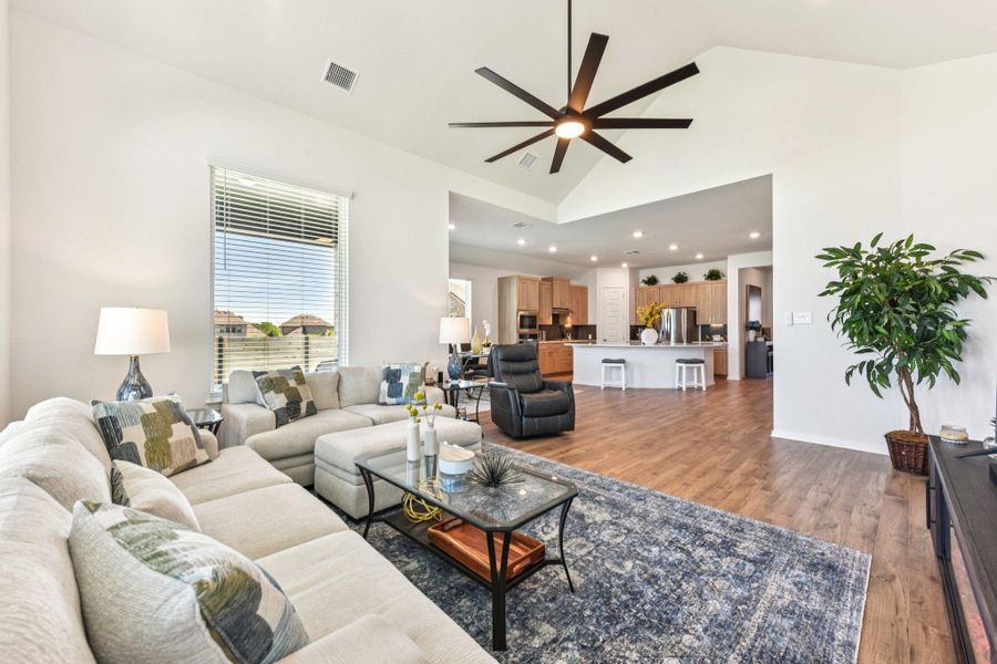 Furnished interior view inside a new home in Highland Village, Georgetown (Image 15).