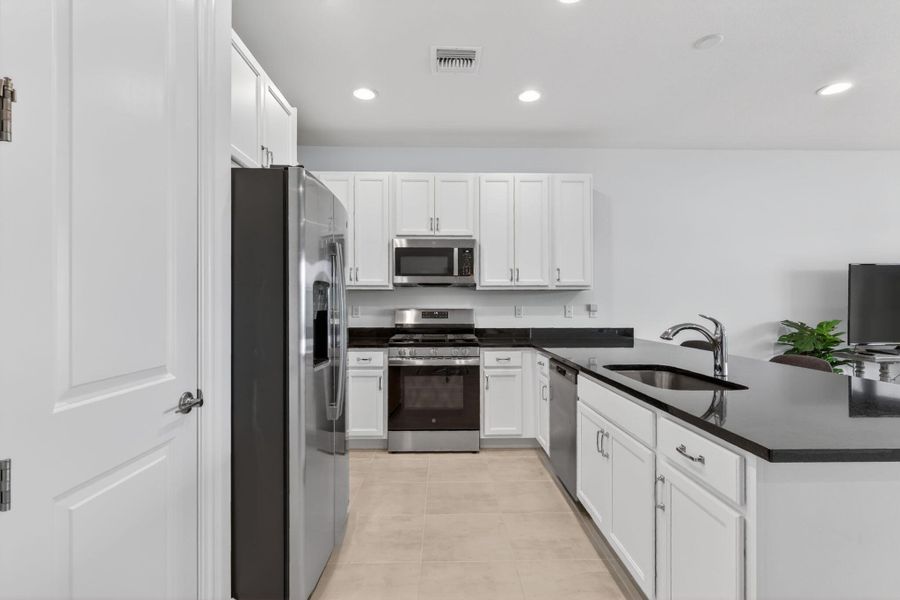 10-web-or-mls-5P1A7989