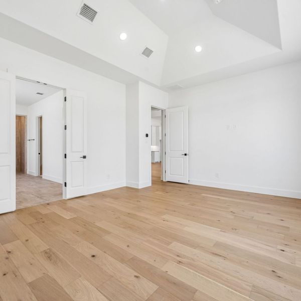 Spacious, unfurnished interior of a new home in The Parks at Wilson Creek, Celina (Image 55). Spacious, unfurnished interior of a new home in The Parks at Wilson Creek, Celina (Image 55).