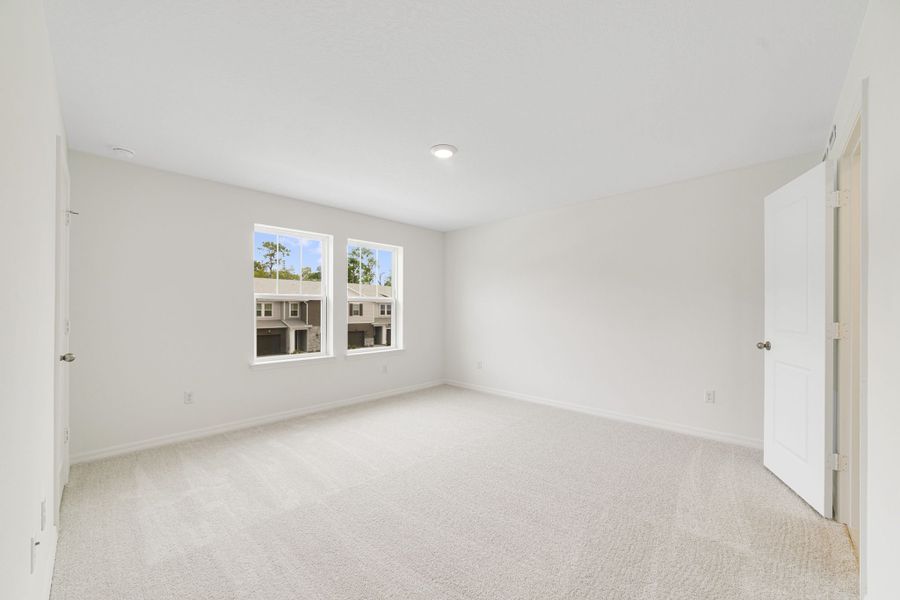 Spacious, unfurnished interior of a new home in Towns at Greenleaf, Oviedo (Image 24). Spacious, unfurnished interior of a new home in Towns at Greenleaf, Oviedo (Image 24).