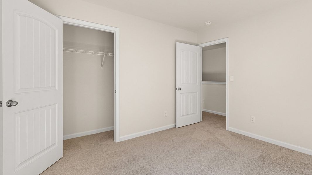 Representative unfurnished interior of a home built from the FLORA by D.R. Horton in Thompson Ridge, Dallas (Image 23). Representative unfurnished interior of a home built from the FLORA by D.R. Horton in Thompson Ridge, Dallas (Image 23).